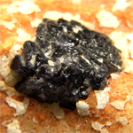 スピネル(Spinel)