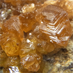 スペサタイト(Garnet var. Spessartine)