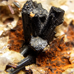 ルチル(Rutile)/ショール(Tourmaline)/フェルドスパー(Feldspar)