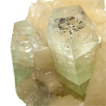 アポフィライト(Apophyllite)/スティルバイト(Stilbite)
