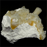 アポフィライト(Apophyllite)/スティルバイト(Stilbite)/オケナイト(Okenite)