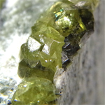 デマントイド(Demantoid)/アスベスト(Asbestos)