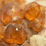 スペサタイト(Garnet var. Spessartine)