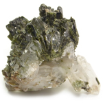 エピドート(Epidote)/クォーツ(Quartz)
