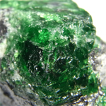 ツァボライト(Grossular var. Tsavorite)