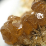 スペサタイト(Garnet var. Spessartine)