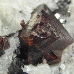 ジルコン(Zircon)