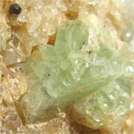 グロシュラー(Garnet var. Grossular)