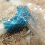 カヴァンサイト(Cavansite)/スティルバイト(Stilbite)