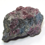 ルビー(Ruby)/カイヤナイト(Kyanite)