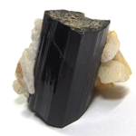 ショール(Tourmaline)/フェルドスパー(Feldspar)