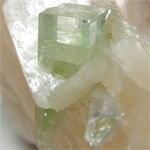 スティルバイト(Stilbite)/アポフィライト(Apophyllite)