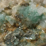 エメラルド(Emerald)/パイライト(Pyrite)