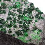 ウバロバイト(Garnet var. Uvarovite)
